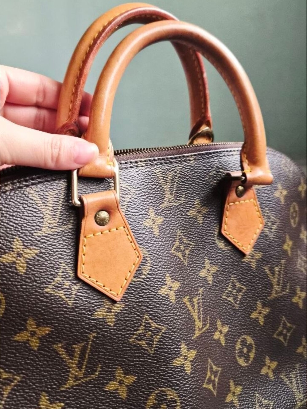 Authentic Louis Vuitton Alma PM Monogram Top Handle - Picture 4 of 16
